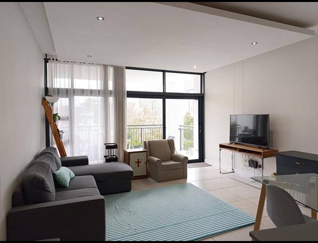 3 BEDROOM APARTMENT FOR SALE IN PAARDEVLEI